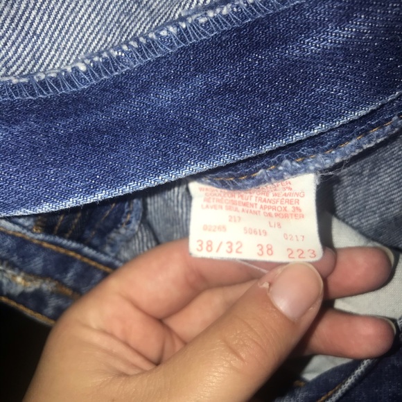 levi’s cutoffs - Picture 4 of 4